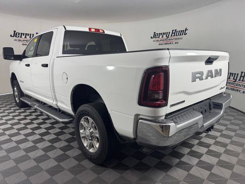 Used 2026 RAM 2500 Big Horn AWD/4WD image 9