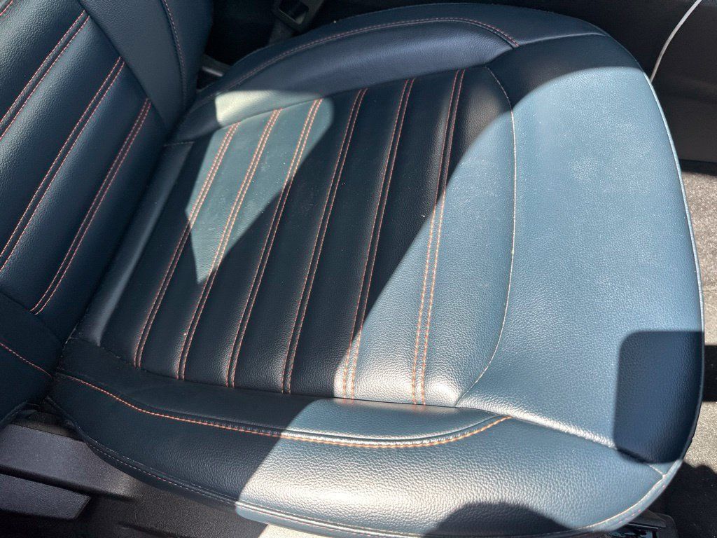 Used 2023 Ford Edge SEL w/ Sport Appearance Package AWD/4WD image 9
