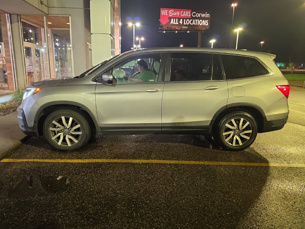 Used 2019 Honda Pilot EX image 4