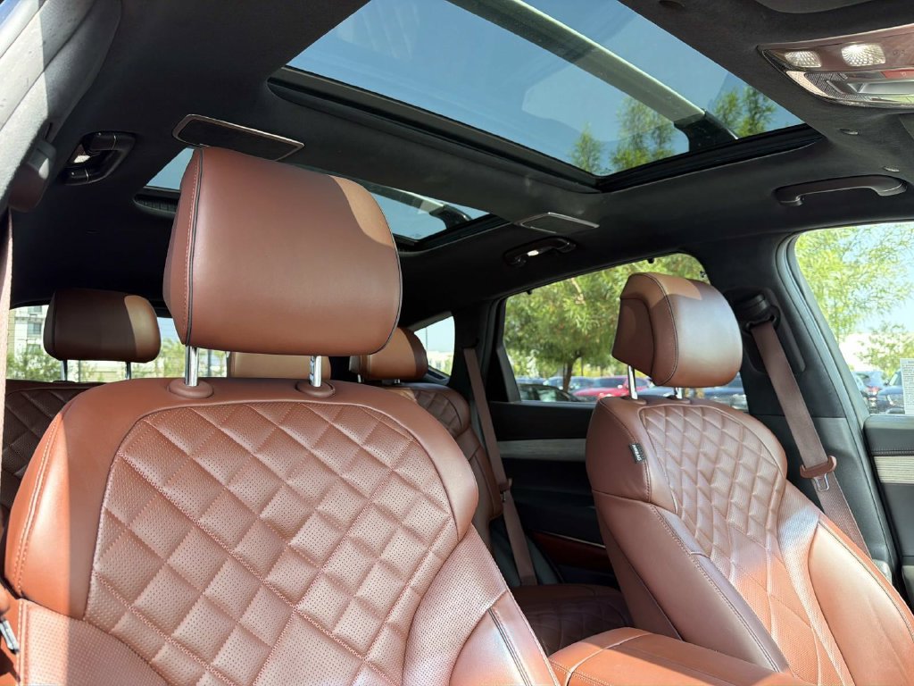 Certified 2025 Genesis GV80 3.5T Prestige AWD/4WD image 22