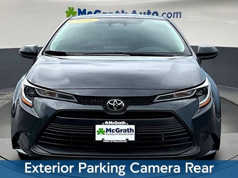 Used 2026 Toyota Corolla LE FWD image 2