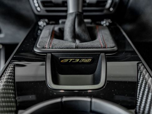 Certified 2025 Porsche 911 GT3 RS image 19