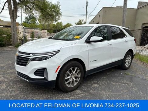 Used 2024 Chevrolet Equinox LT FWD image 1