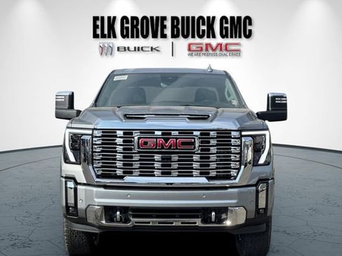New 2026 GMC Sierra 2500 Denali w/ Denali Reserve Package AWD/4WD image 9