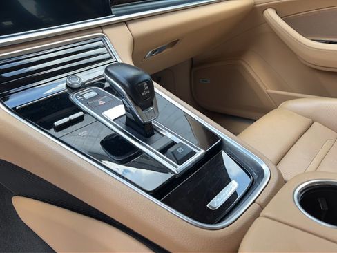 Used 2020 Porsche Panamera 4 AWD/4WD image 15