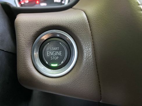 Used 2021 Chevrolet Tahoe High Country AWD/4WD image 27