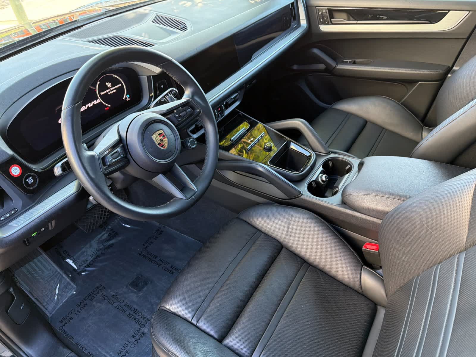 Certified 2024 Porsche Cayenne AWD/4WD image 4