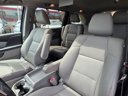 Used 2017 Honda Odyssey Touring image 25
