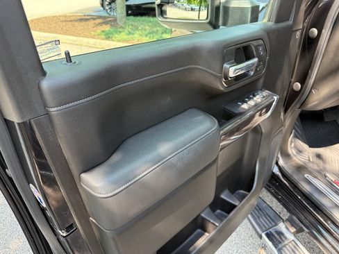 Used 2021 Chevrolet Silverado 2500 LTZ AWD/4WD image 13