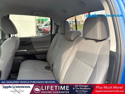 Used 2018 Toyota Tacoma SR5 image 4