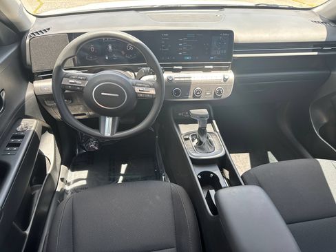 Used 2026 Hyundai Kona SE FWD image 22