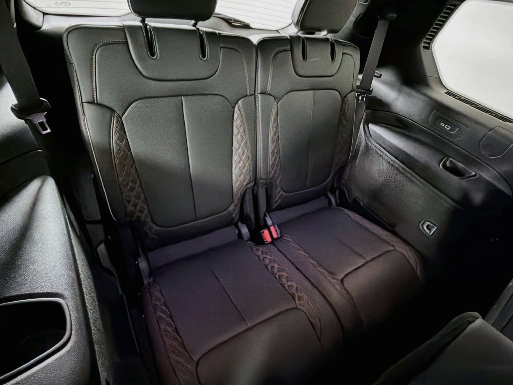 Used 2023 Jeep Grand Cherokee L Summit AWD/4WD image 29