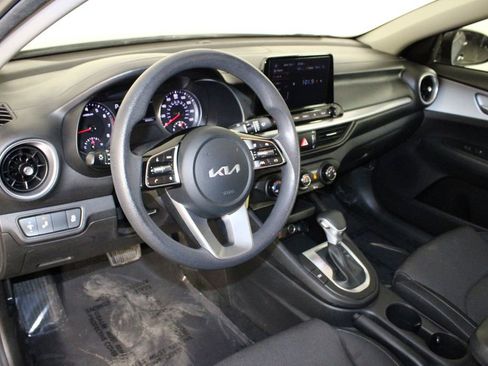 Used 2023 Kia Forte LXS w/ LXS Technology Package image 20