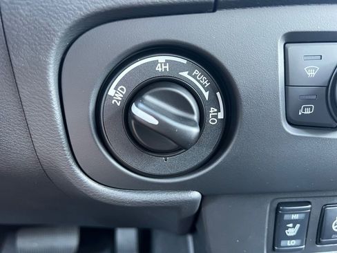 New 2026 Nissan Frontier PRO-4X w/ Pro-4x Convenience Package image 10