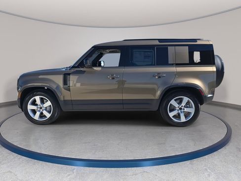 New 2026 Land Rover Defender 110 S image 8
