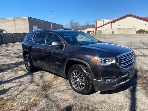 Used 2019 GMC Acadia SLT w/ LPO, Floor Liner Package image 7