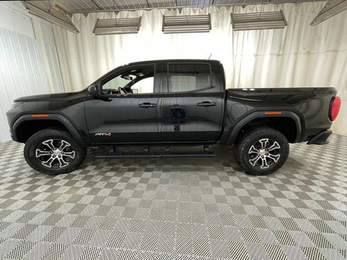 Certified 2024 GMC Canyon AT4 w/ Technology Package AWD/4WD image 17