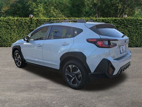 Used 2024 Subaru Crosstrek 2.0i Premium image 6