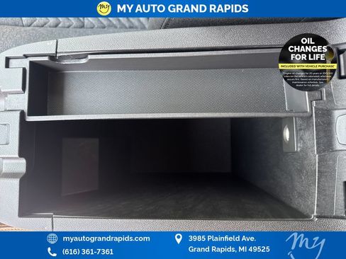 Used 2024 Chevrolet Equinox LT w/ LPO, Floor Liner Package AWD/4WD image 28