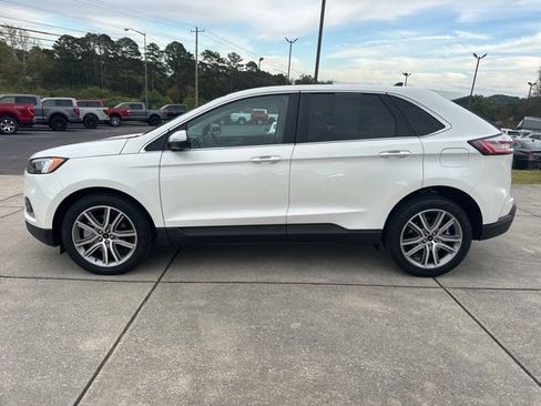 Used 2024 Ford Edge Titanium image 4