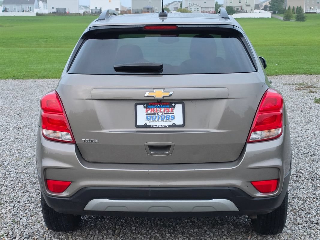 Used 2021 Chevrolet Trax LT FWD image 6
