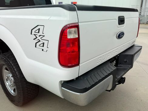 Used 2015 Ford F250 XL w/ Power Equipment Group AWD/4WD image 13