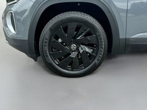 Used 2026 Volkswagen Atlas SE AWD/4WD image 34