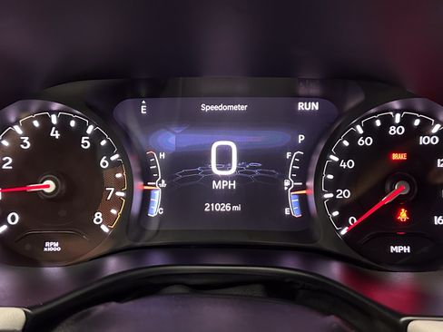 Used 2025 Jeep Compass Limited AWD/4WD image 16
