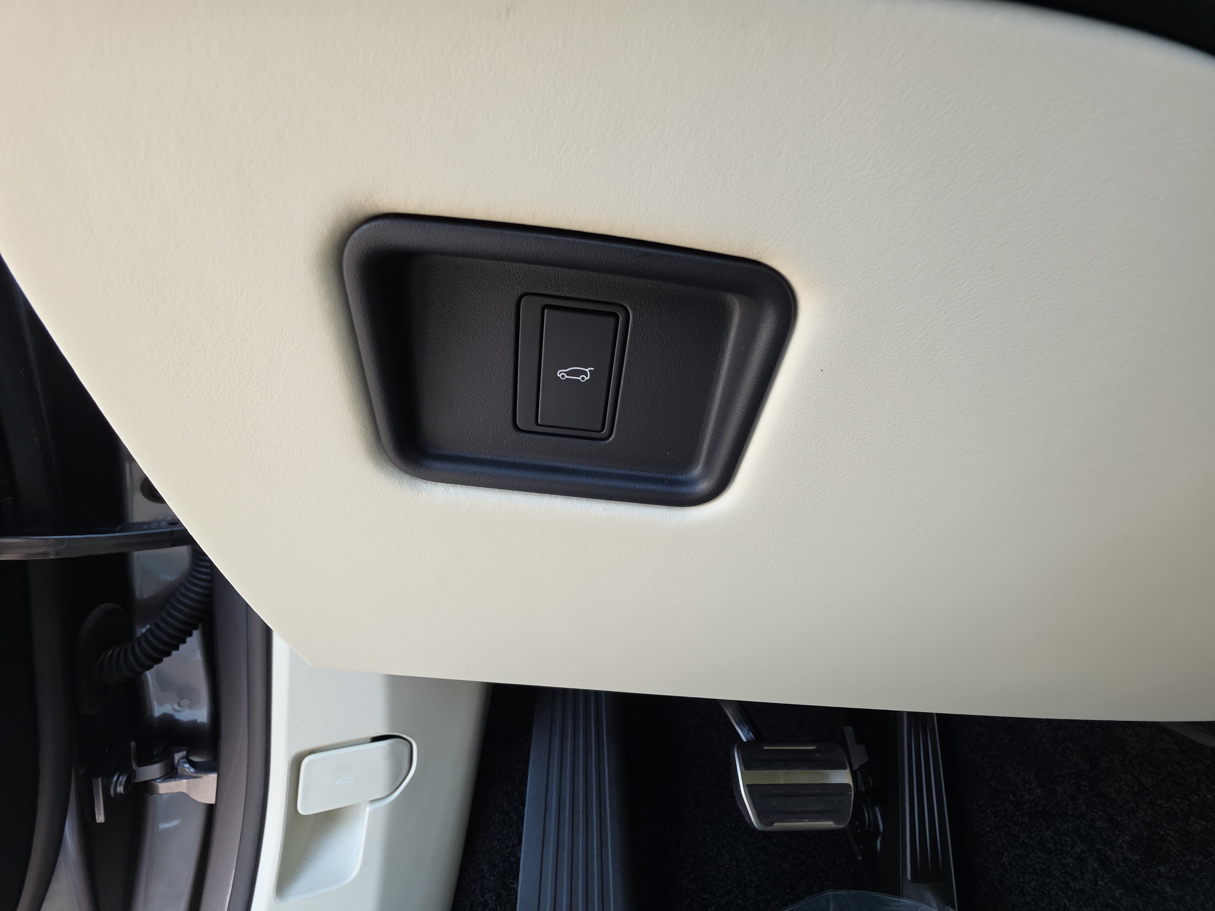 New 2026 Land Rover Range Rover SE AWD/4WD image 14