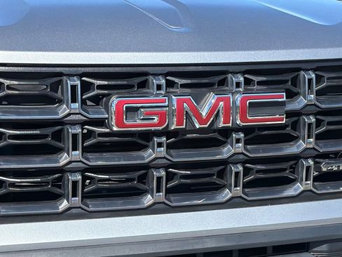 Used 2025 GMC Canyon AT4 w/ AT4 Premium Package image 42