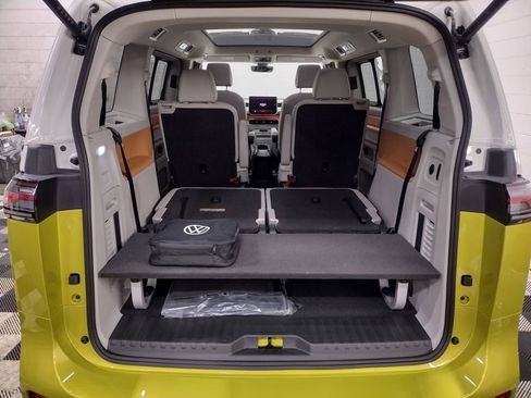 New 2025 Volkswagen ID. Buzz 1st Edition AWD/4WD image 15