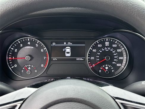 Used 2022 Kia Forte LXS image 27