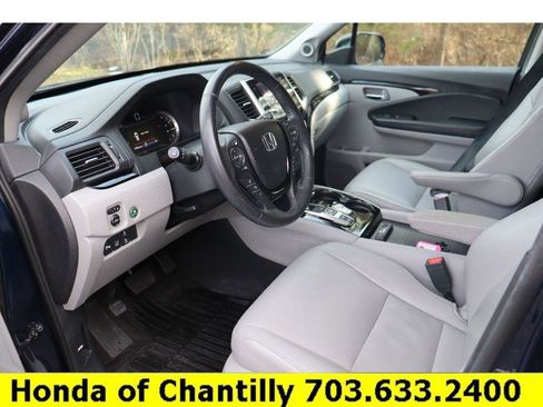 Used 2017 Honda Pilot Touring image 25
