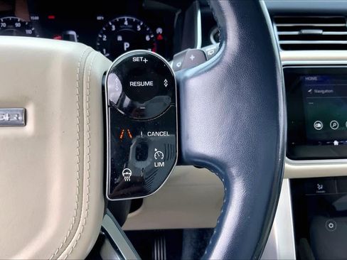 Used 2019 Land Rover Range Rover HSE image 23