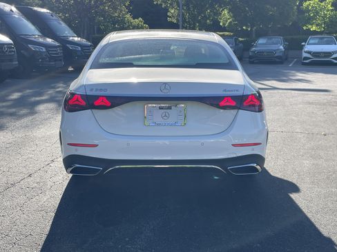 New 2026 Mercedes-Benz E 350 4MATIC Sedan image 7