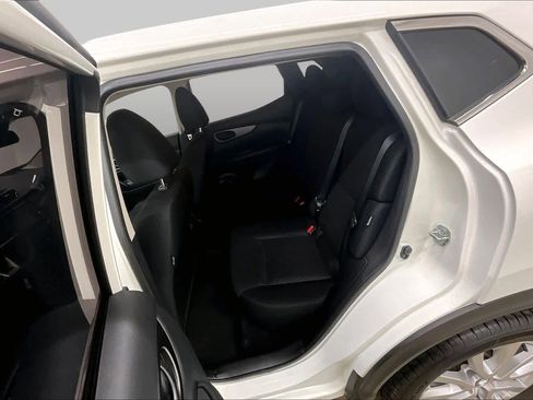 Used 2022 Nissan Rogue Sport S AWD/4WD image 21