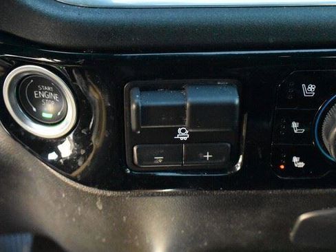 Used 2025 Chevrolet Silverado 2500 High Country w/ High Country Premium Package AWD/4WD image 36