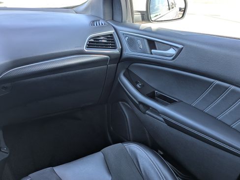 Used 2019 Ford Edge ST w/ Equipment Group 401A image 20