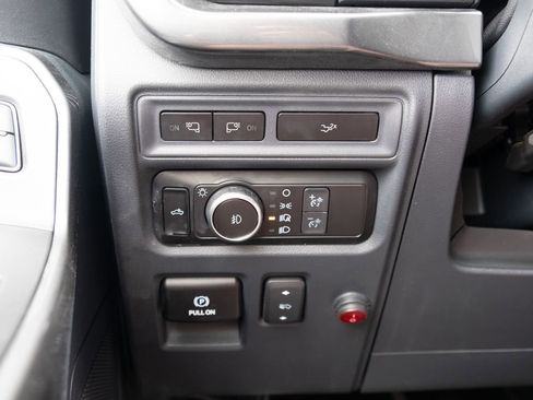 Used 2022 Ford F150 XLT w/ Equipment Group 302A High AWD/4WD image 9