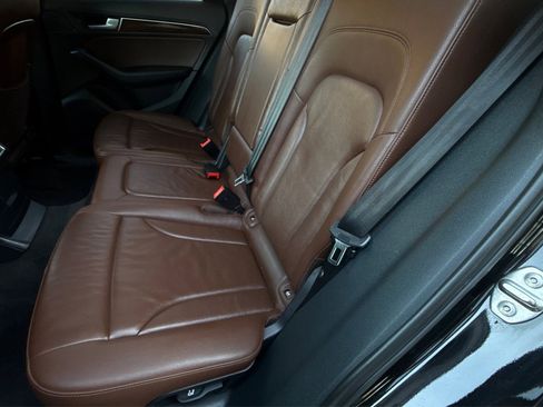 Used 2017 Audi Q5 2.0T Premium Plus w/ Premium Plus Package image 35