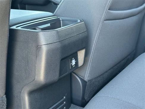 Certified 2025 Toyota Tacoma SR5 image 28