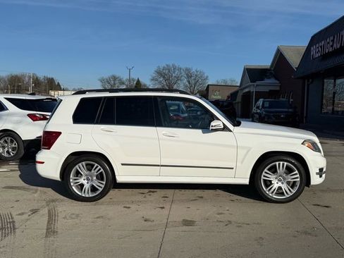 Used 2013 Mercedes-Benz GLK 350 4MATIC image 16