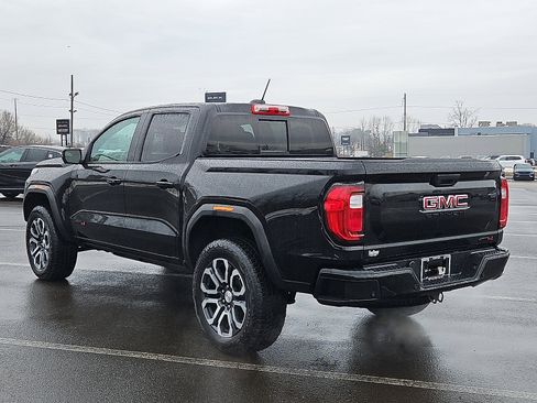 Certified 2024 GMC Canyon AT4 w/ AT4 Premium Package image 4