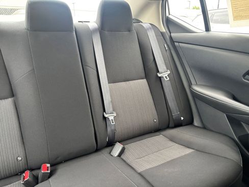 Used 2025 Nissan Sentra SV FWD image 35