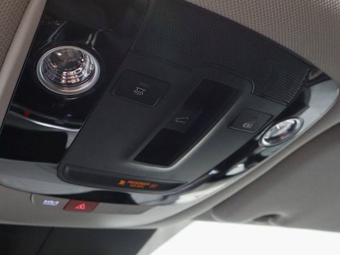 Used 2025 Kia Sorento SX image 35