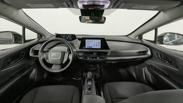 Used 2024 Toyota Prius LE FWD image 26