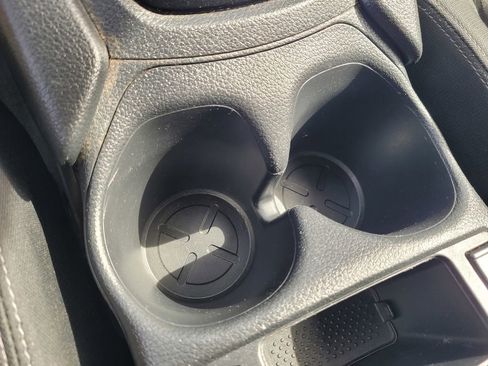 Used 2018 Nissan Rogue SV image 17