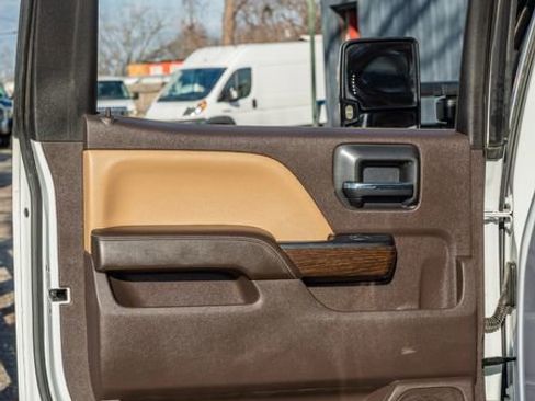 Used 2019 GMC Sierra 2500 Denali w/ Duramax Plus Package image 32