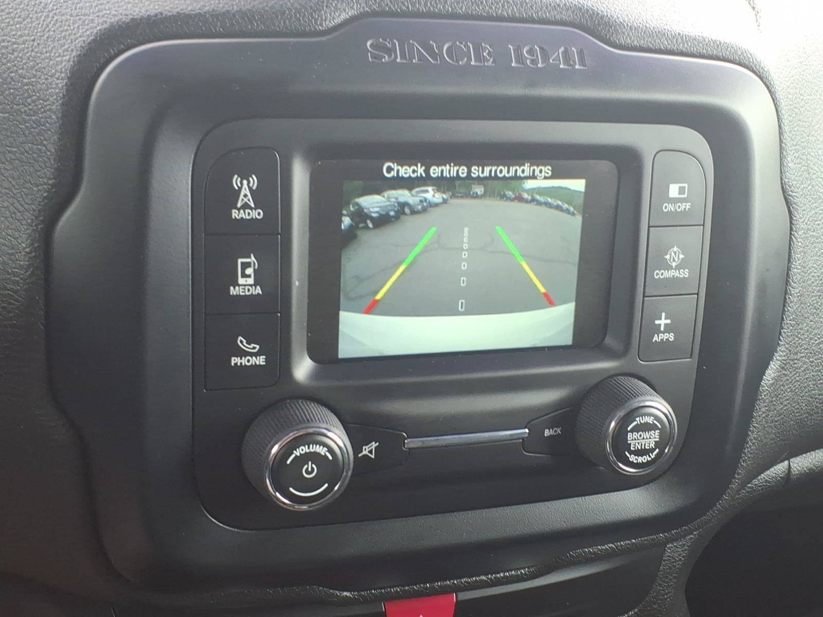 Used 2016 Jeep Renegade Trailhawk AWD/4WD image 14