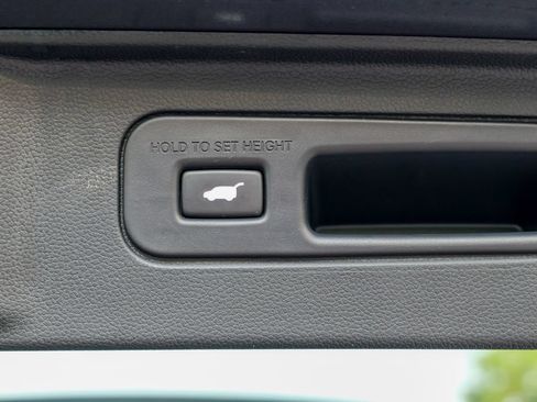 Used 2025 Honda Pilot EX-L image 63